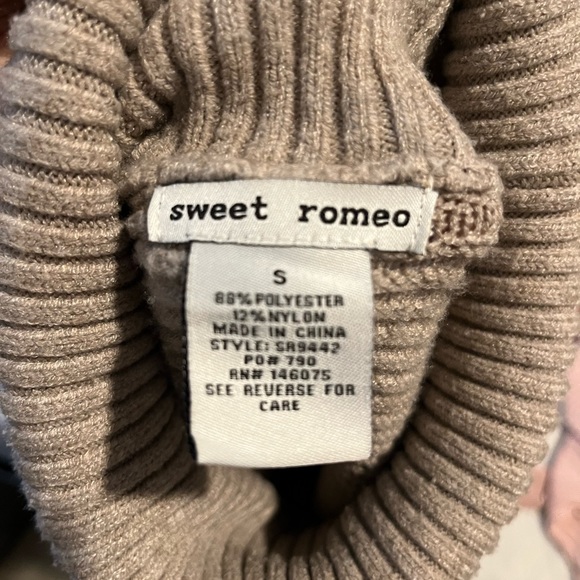 Fall sweater - Picture 9 of 9